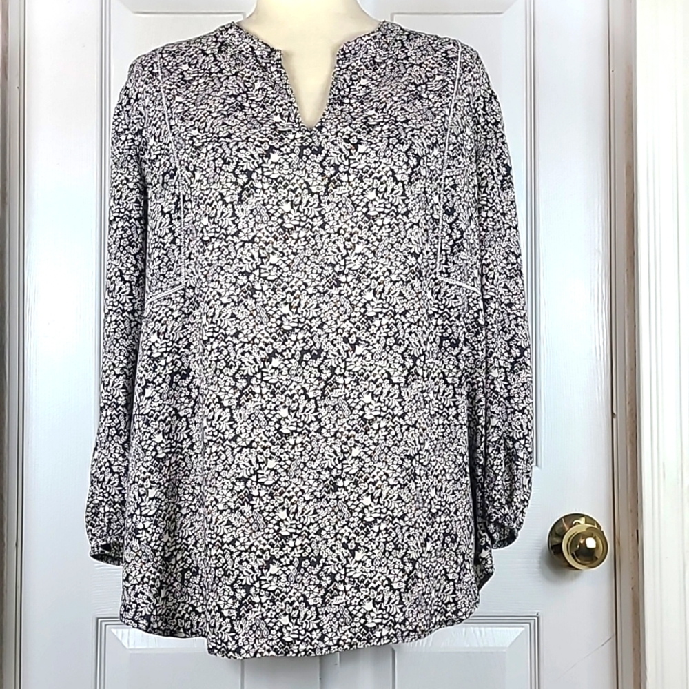 Lucky Brand Black and White Floral Split-Neck Blouse